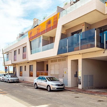 Beach And Рool Torrevieja Extérieur photo